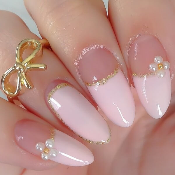 Stiletto Wedding Nails | Laura Merino