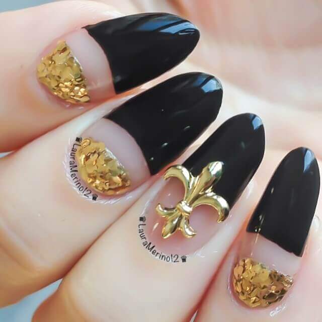 Black Half Moon Nails | Laura Merino