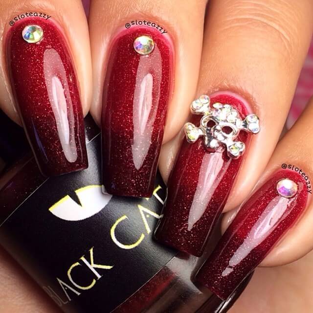 Red Ombre Nails with Skull Nail Charm | Sloteazzy